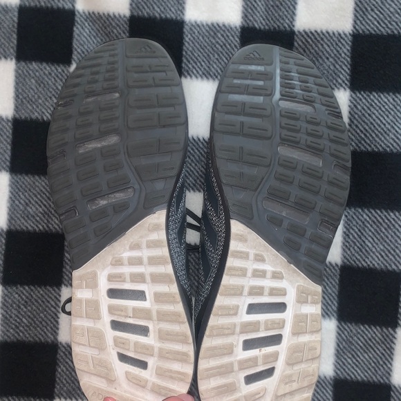 Adidas shoes: size 12 US, rarely worn, still in great conditions, worn < 10x - Picture 4 of 4